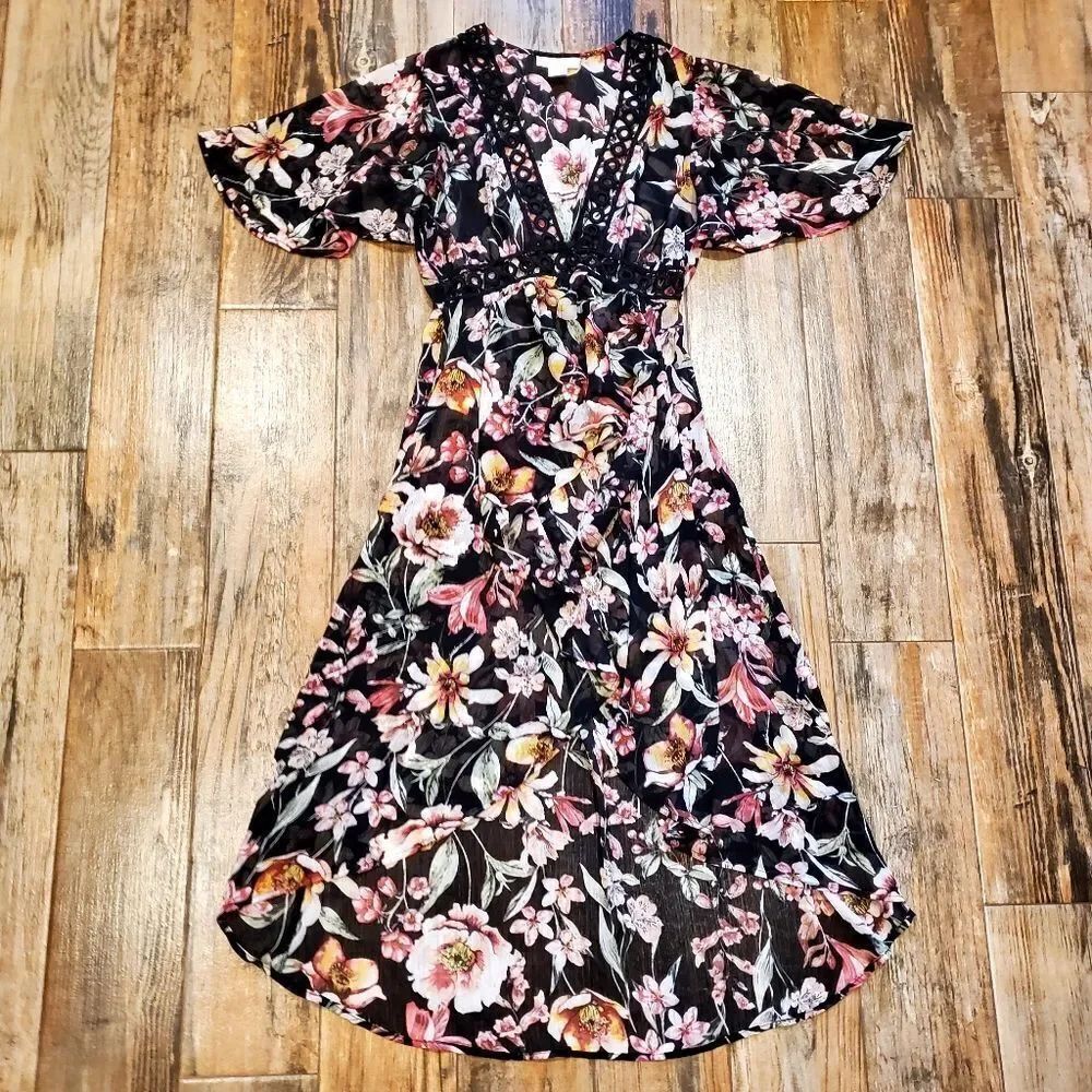 🔹️Toby & Olive Black Semi Sheer Floral Print Fluttery Sleeve Duster Medium